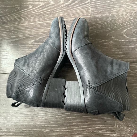 Sorel Women's Cate Chelsea Boots Size 8.5 - Picture 5 of 10